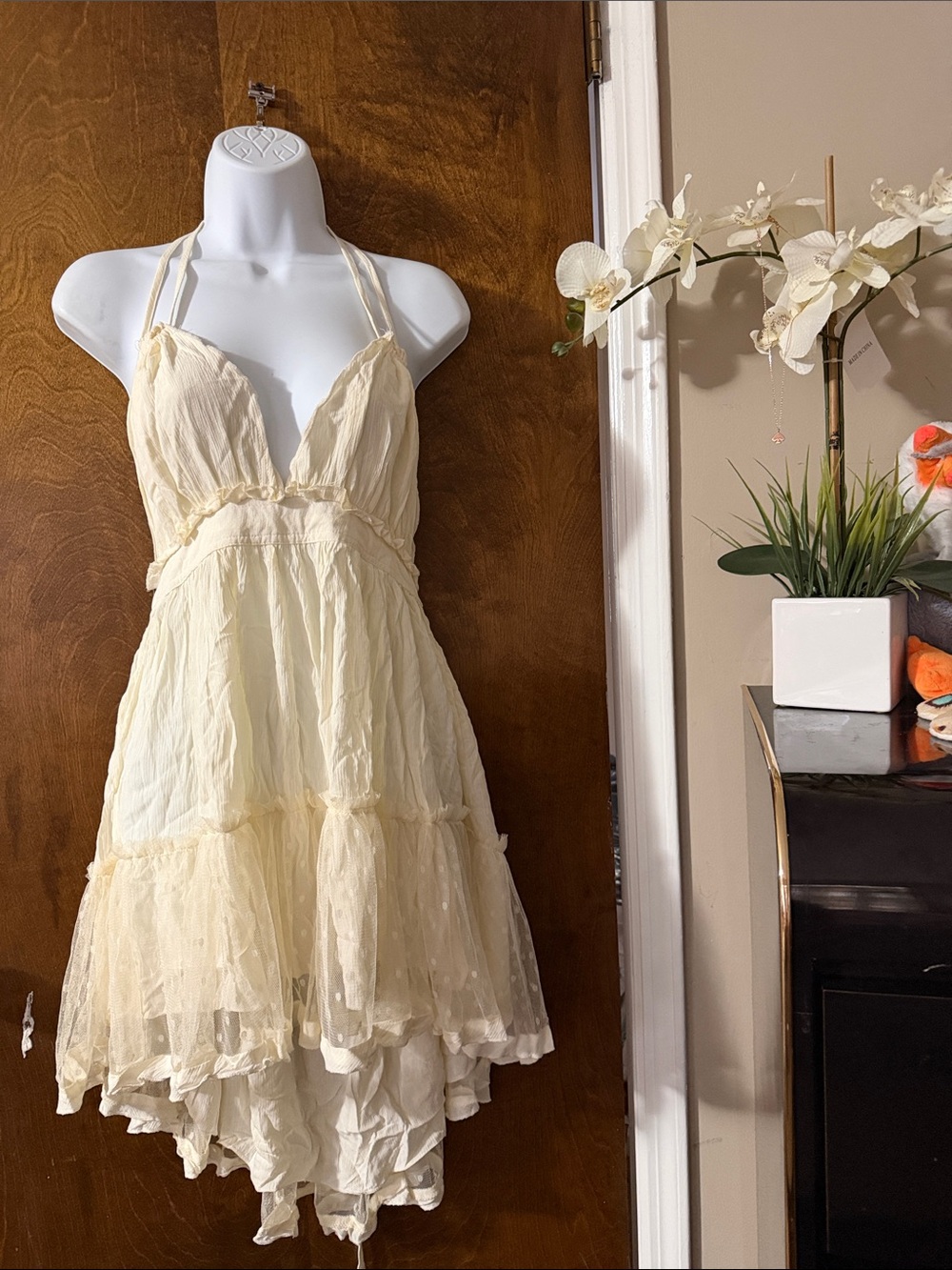 SHEIN Cream Asymmetrical Halter Ruffle Dress